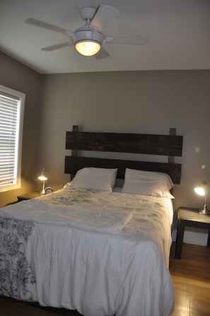 Room - Moncton Suites on Donald (Moncton)