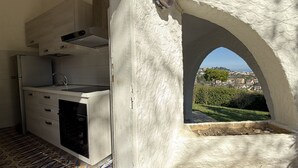 Private kitchen - N111 - Numana, single villa with garden and sea view (Numana)