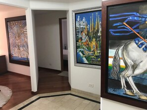 Interior detail - Chico Navarra (Bogotá)