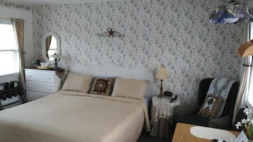 Room | Free WiFi, bed sheets