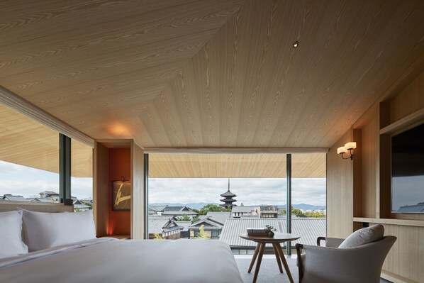 Ropa de cama de alta calidad, edredón y minibar 