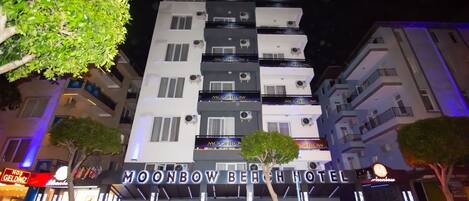 Overnatningsstedets facade