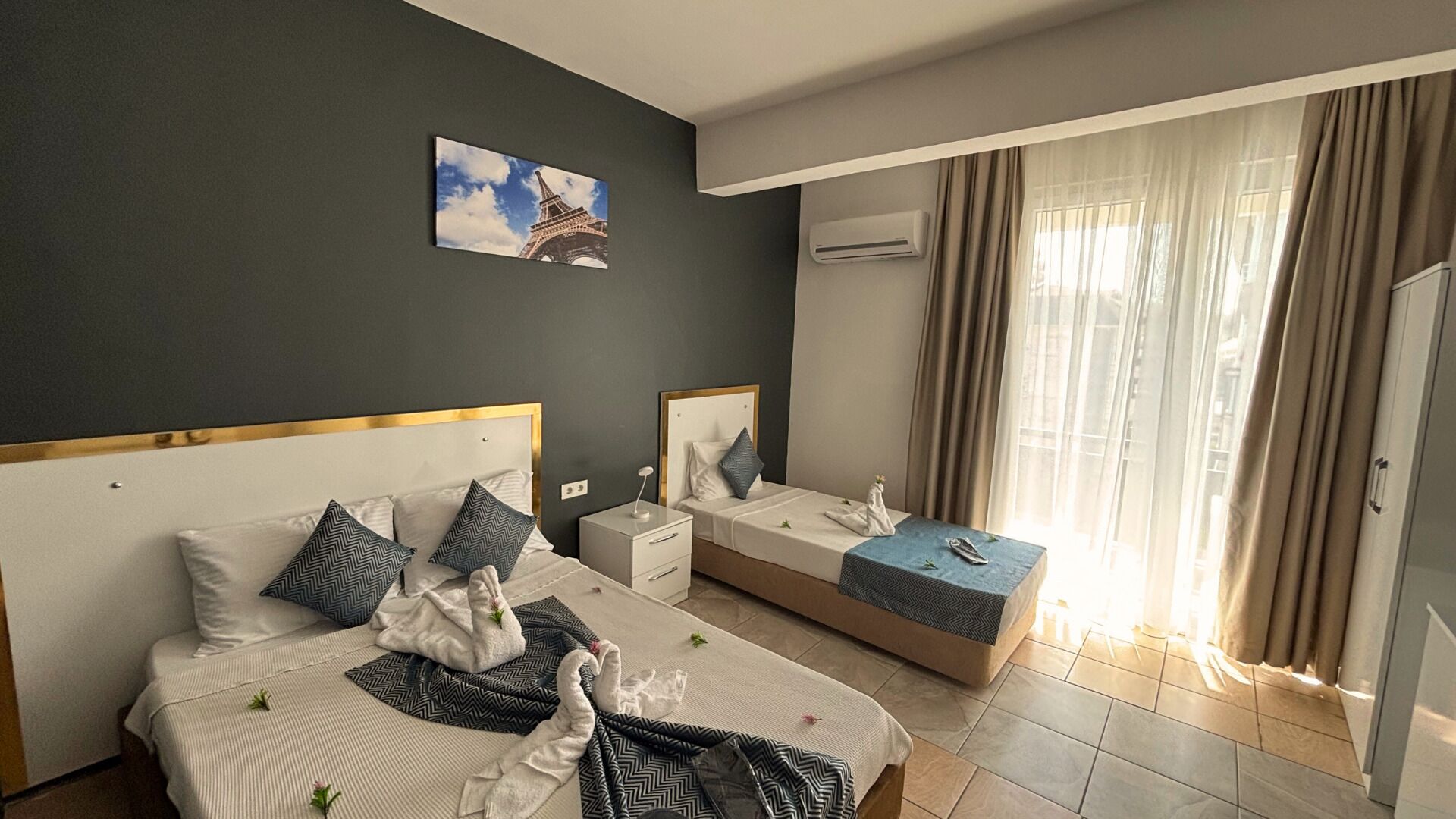 Foto - Moonbow Beach Hotel