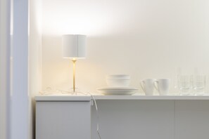 Private kitchen - List Five - Your British Guesthouse (Stuttgart)