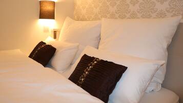 Double Room | Premium bedding, blackout drapes, iron/ironing board, free WiFi