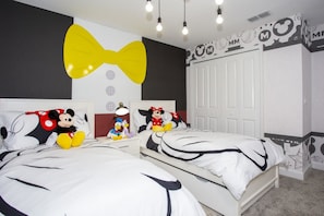 Townhome, 4 Bedrooms