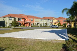 Townhome, 4 Bedrooms | Property grounds