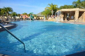Outdoor pool - Paradise Palms 8975 (Kissimmee)
