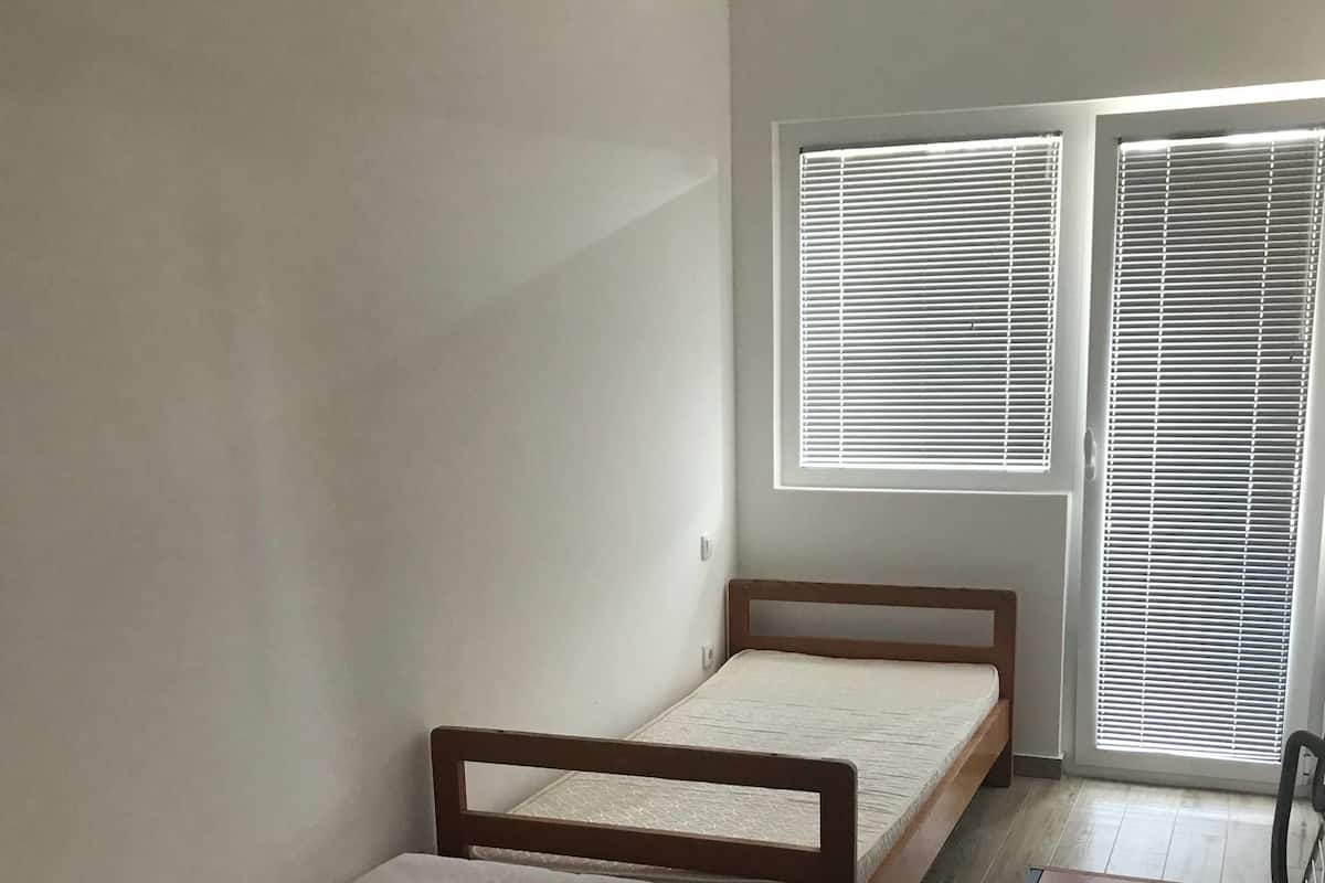 Soundproofing, iron/ironing board, WiFi (free), bed sheets