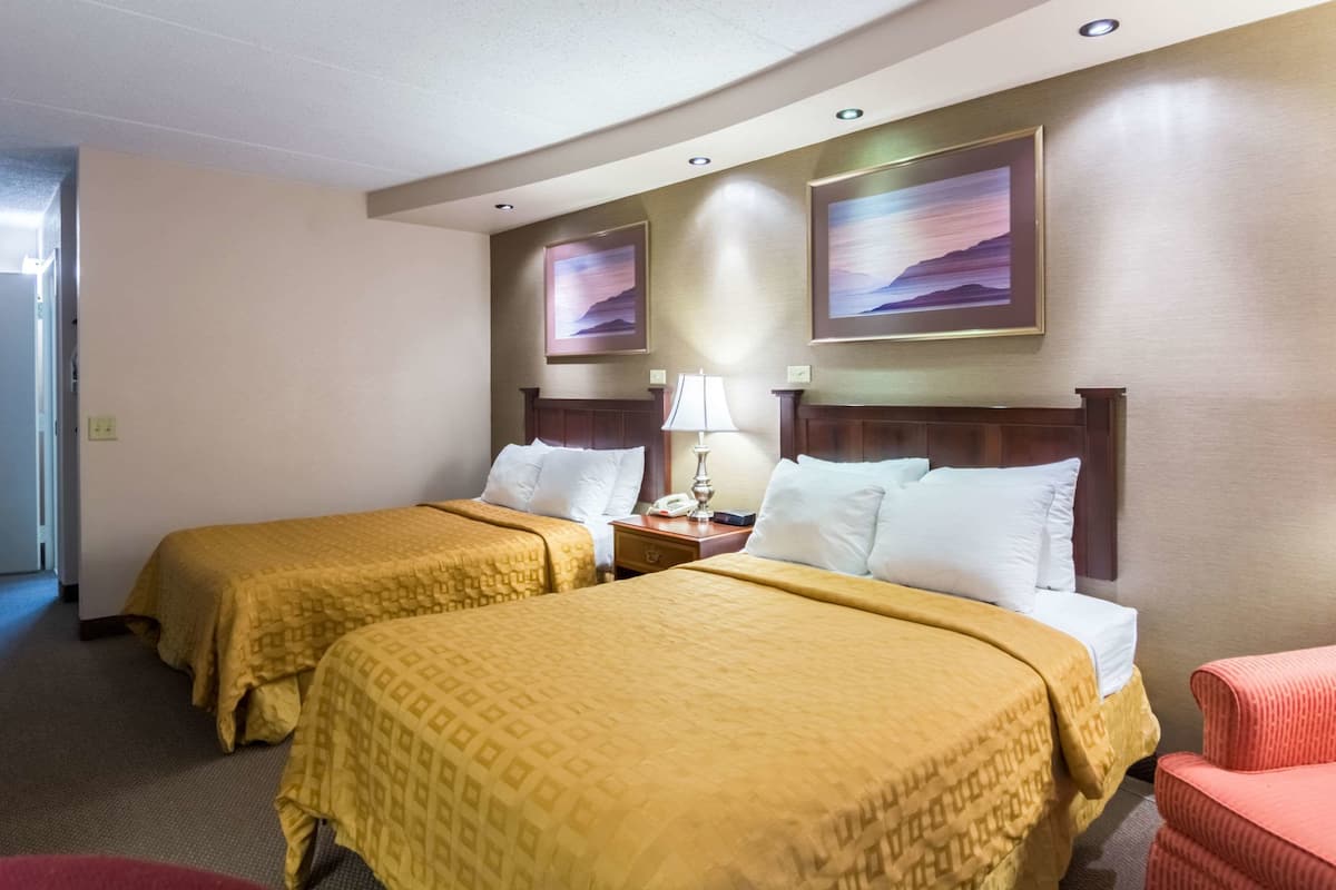 1 bedroom, desk, free WiFi, bed sheets