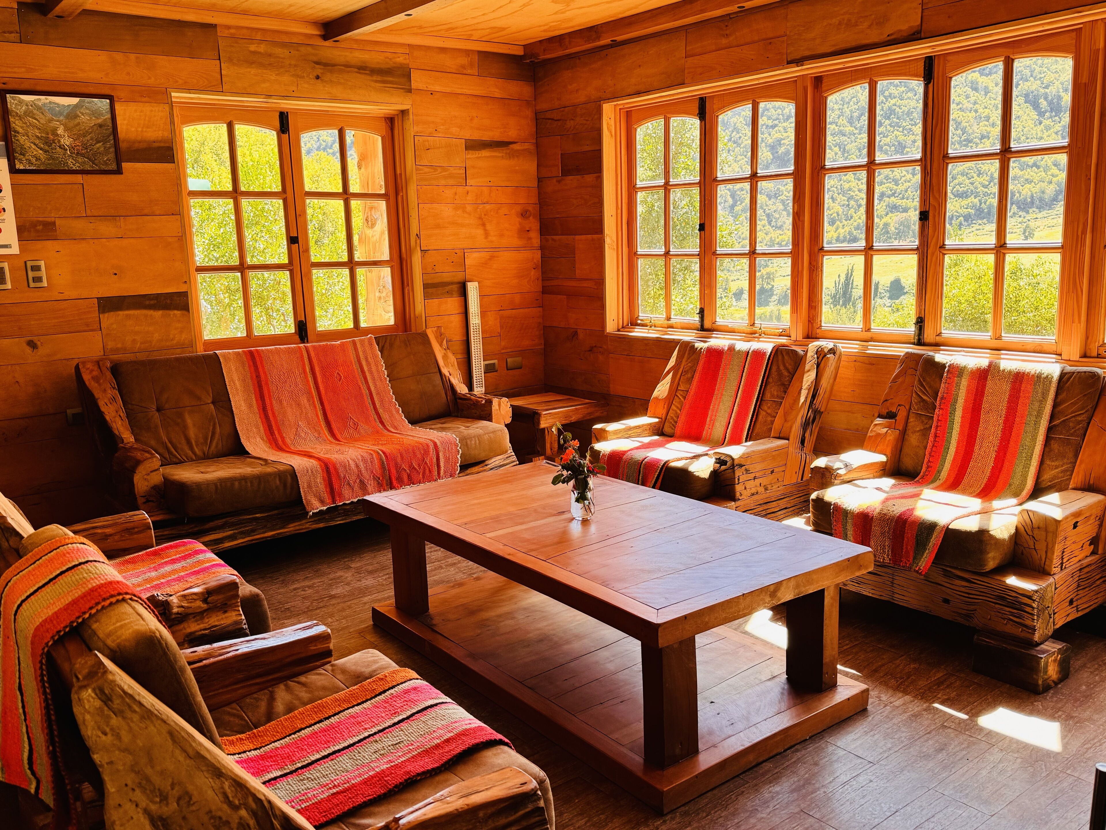 Chiquillanes | Living area | Fireplace