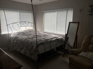 3 bedrooms, WiFi - NEW LISTING:  Sea Isle City, NJ Newly Renovated Shore House in PRIME Location! (Sea Isle City)