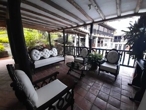 Khu sảnh