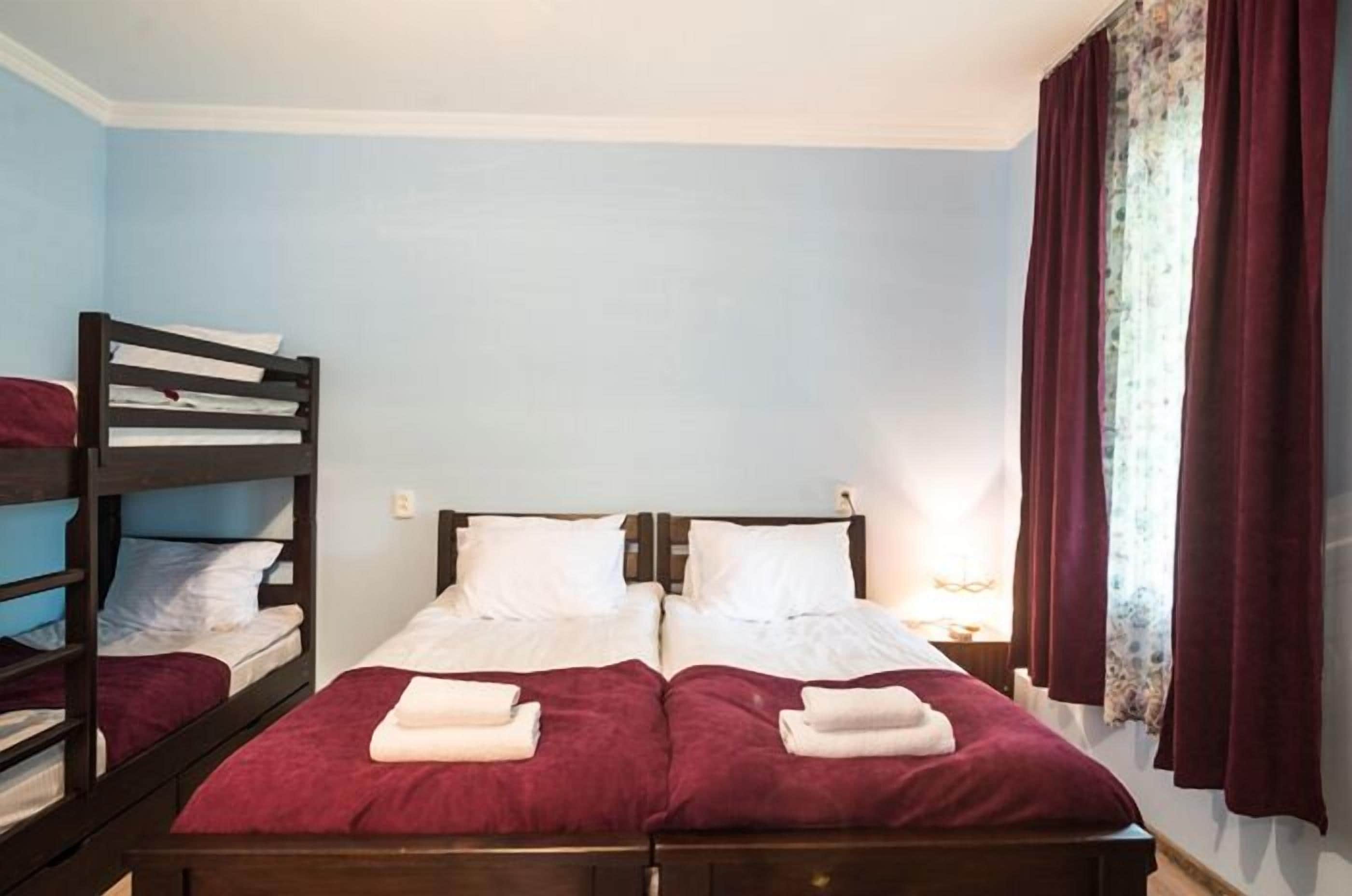 1 غرفة نوم وأغطية فراش متميزة وألحفة محشوة بالريش وتجهيزات عازلة للصوت