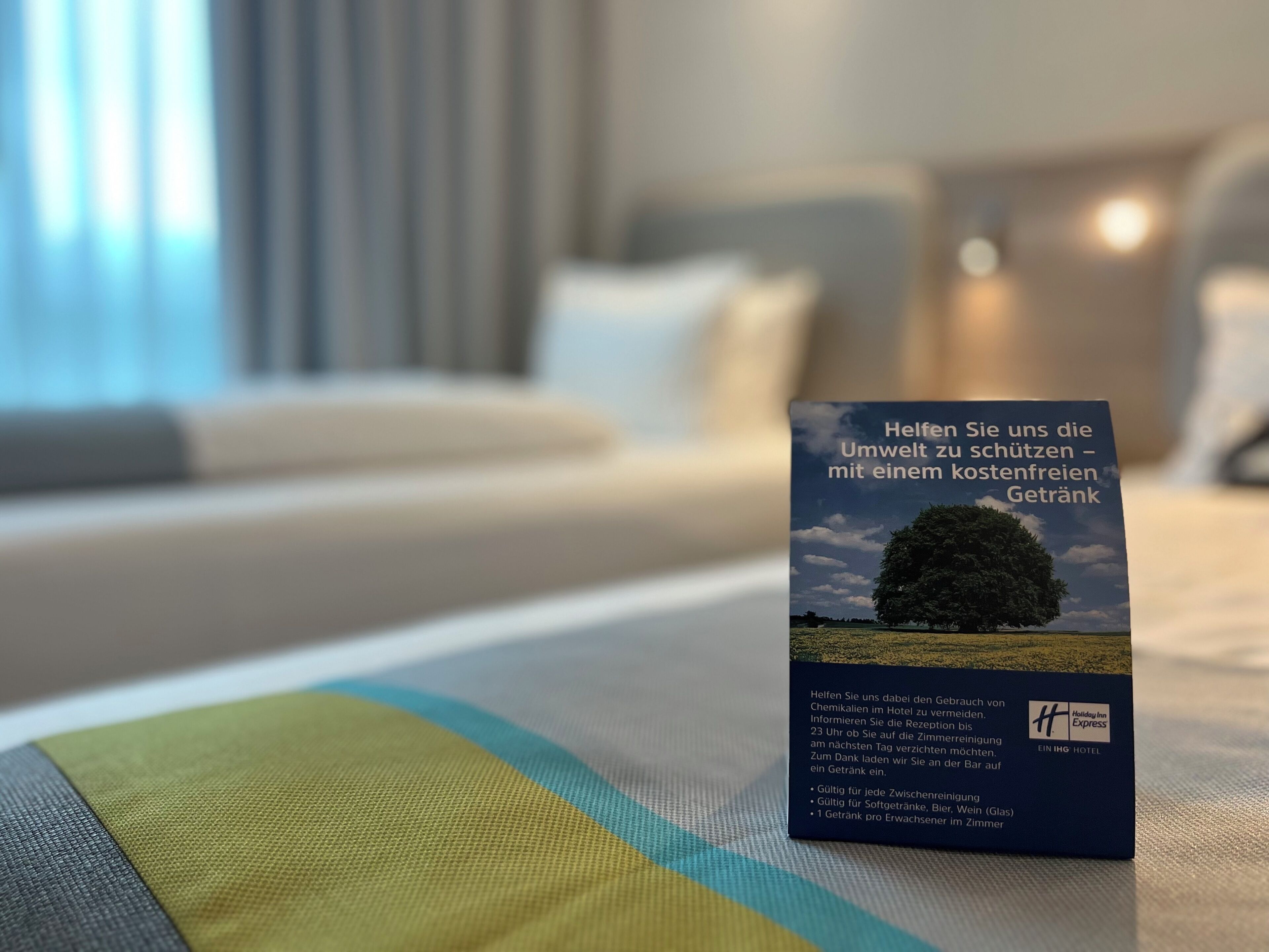 Hypo-allergenic bedding, in-room safe, individually decorated, desk