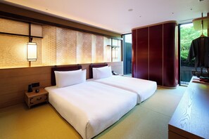 Down duvets, minibar, in-room safe, individually decorated - Hotel Indigo Hakone Gora by IHG (Hakone)