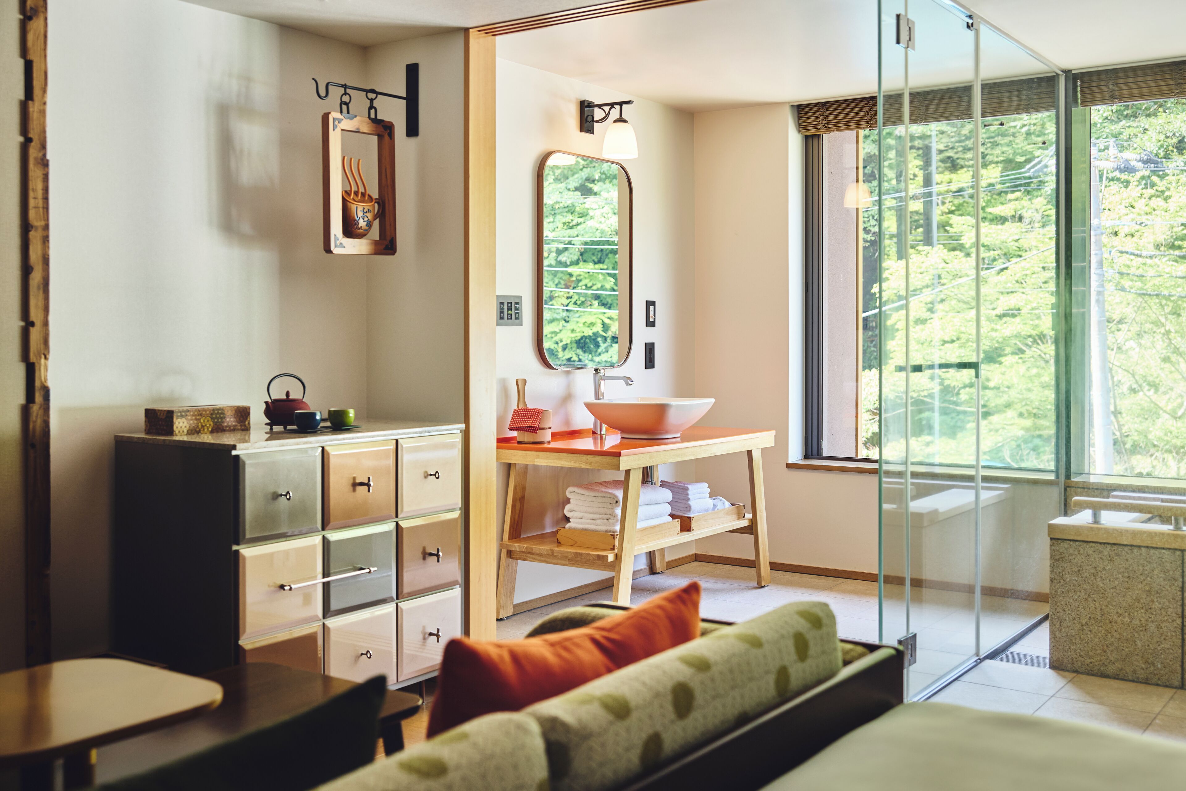 1 bedroom, down duvets, minibar, in-room safe