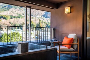 Suite, 2 Einzelbetten, Flussblick (Private Hot Spring) | Ausstattung der Unterkunft