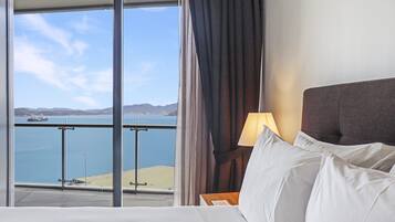 2 bedrooms, Egyptian cotton sheets, premium bedding, down duvets