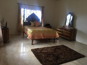 1 makuuhuone, silitysrauta/-lauta, Wi-Fi, vuodevaatteet