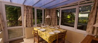 Mendip Magic - Lovely two bedroom rural holiday cottage