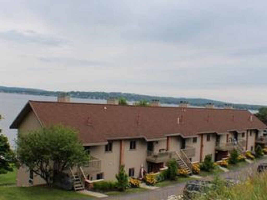 Condo in Chautauqua Lake Estates