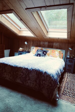 6 chambres, fer et planche à repasser, Wi-Fi, draps fournis