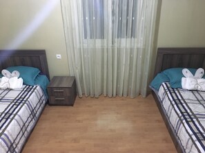 3 chambres, fer et planche à repasser, Wi-Fi