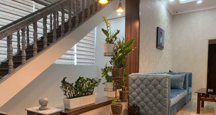 MIRA STAY Hotel