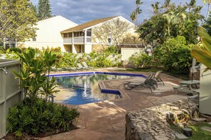Outdoor pool, a heated pool - Turtle Bay Condo, 10 minute walk to beautiful beaches & so much more! (Kahuku)