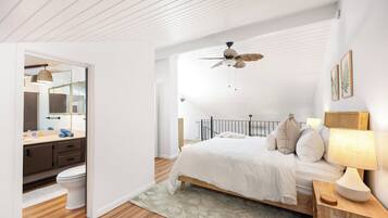 2 chambres, fer et planche Ă repasser, Wi-Fi gratuit, draps fournis