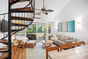 Smart TV - Turtle Bay Condo, 10 minute walk to beautiful beaches & so much more! (Kahuku)