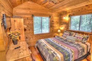 3 bedrooms, free WiFi - Three Bears Cabin- Enjoy the scenery around you with a peaceful view (Sautee Nacoochee)