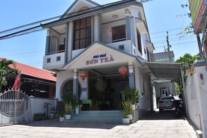 Front of property - Son Tra Guest House (Phan Thiet)
