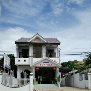 Front of property - Son Tra Guest House (Phan Thiet)