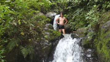 3 albercas al aire libre