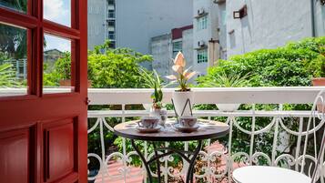 Deluxe Double Room, Balcony | Balcony