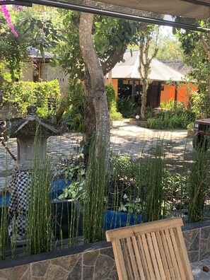 Bungalow, Garden View | Terrace/patio