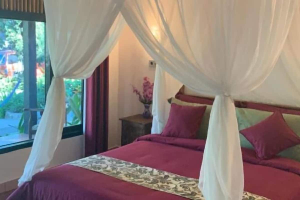 In-room safe, individually decorated, individually furnished