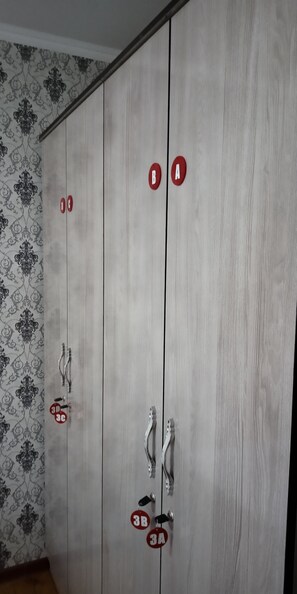 Superior Quadruple Room, 4 Bedrooms - El Hostel (Osh)