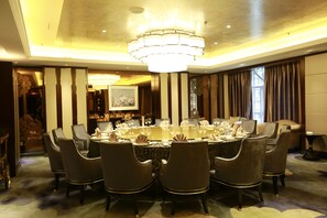 Dining - Tianyue Minshan Hotel (Bazhong)