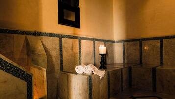 Steam room, Turkish bath, body treatments, hot stone massages