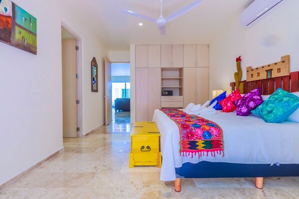 1 bedroom, in-room safe, iron/ironing board, free WiFi
