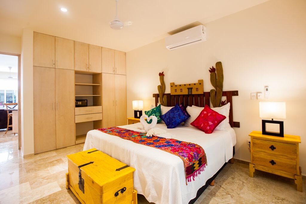 1 bedroom, in-room safe, iron/ironing board, free WiFi
