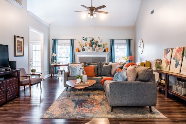 Lyxhus - flera sÀngar | Vardagsrum | Eldstad