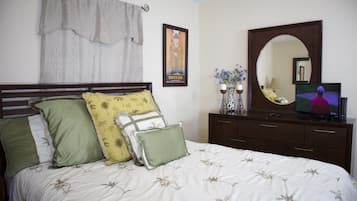 3 slaapkamers, een kluis op de kamer, een strijkplank/strijkijzer