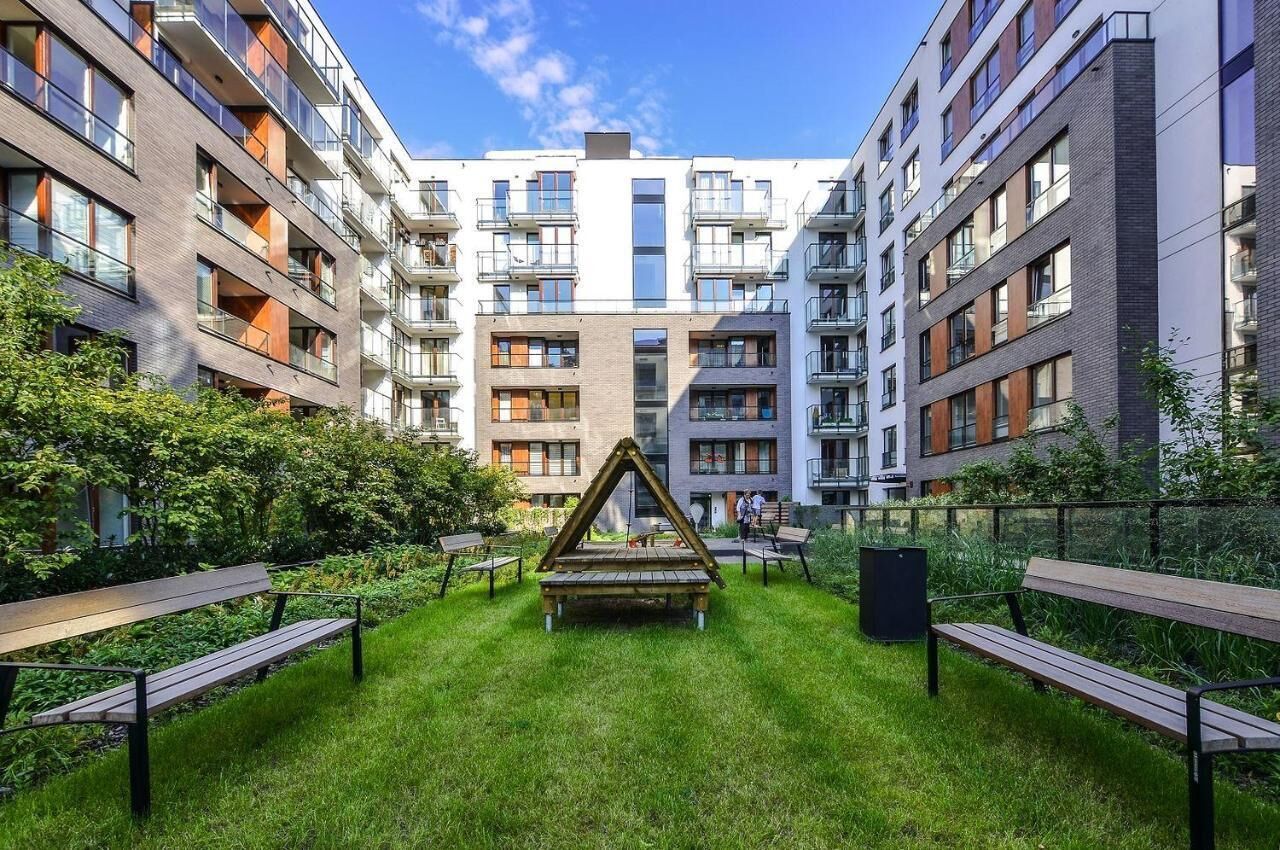 Deluxe Apartment, 1 Bedroom, Non Smoking, Tower | Garden view