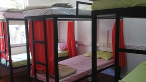 Iron/ironing board, WiFi (free) - TURUNÇ HOSTEL CAFE (Fethiye)