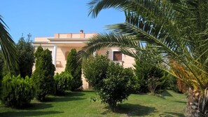 Front of property - Luxury Villa Thea (Volos)