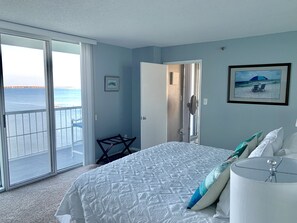 2 bedrooms, iron/ironing board, travel cot, free WiFi